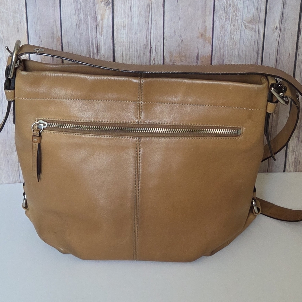LOW START Coach Crossbody Bag GUC - Picture 16 of 16